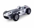 520010117	1:8 IXO Mercedes W196 Moss #12 Bausatz