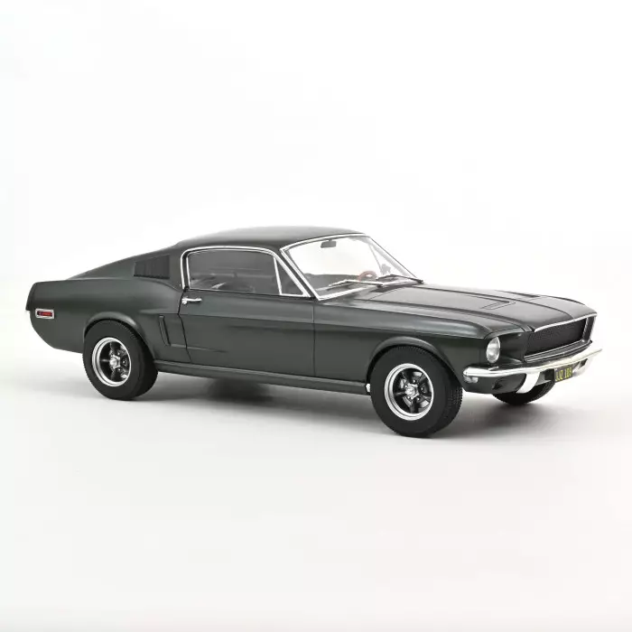 122702	Ford Mustang Fastback 1968 Satin Gr&uuml;n metallic 1:12